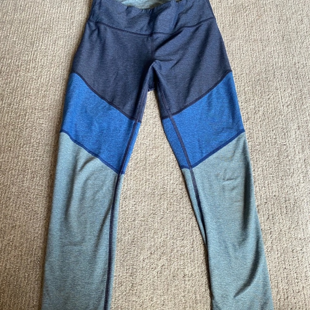 Outdoor Voices Tri Color Blue Leggings